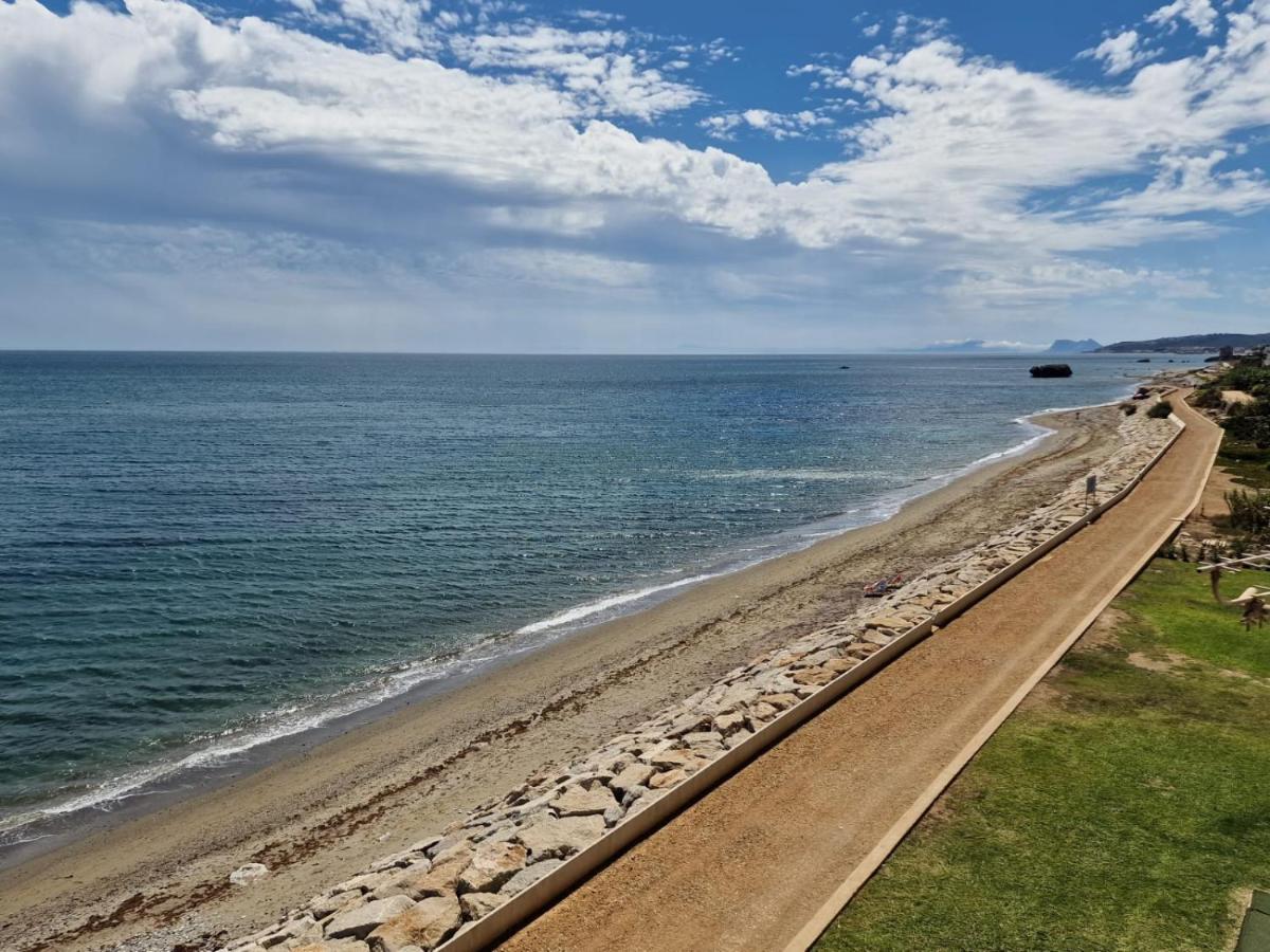 Beachfront, Top Floor Corner 2-Bed, Estepona Paseo 아파트 외부 사진