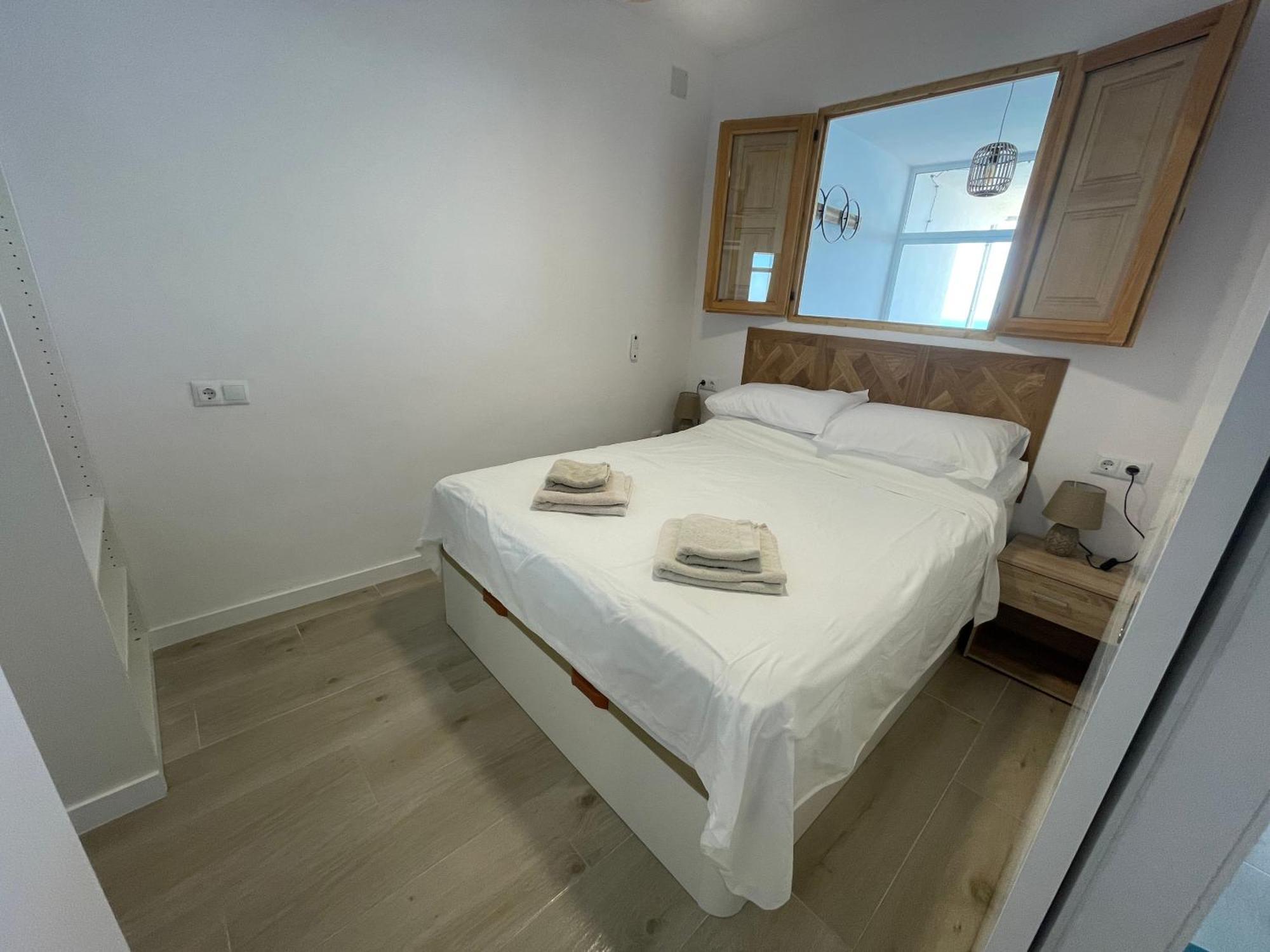 Beachfront, Top Floor Corner 2-Bed, Estepona Paseo 아파트 외부 사진